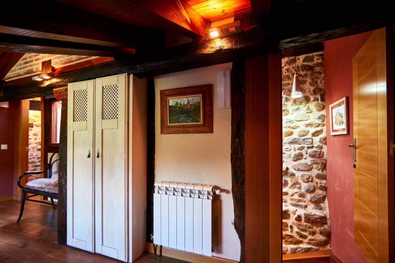 Sendero Del Saja-Besaya Guest House Cobejo Exterior photo